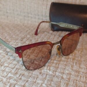 Vintage Robert La Roche